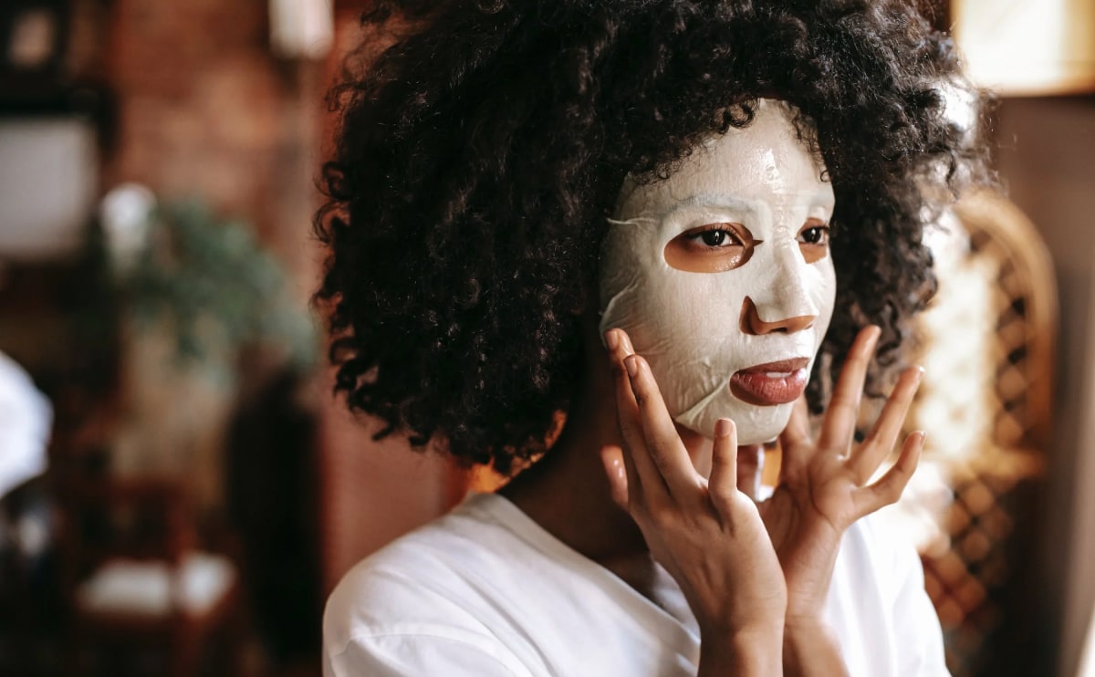 Exploring the World of Cosmetics and Skincare 1 c2 blg 1 opt