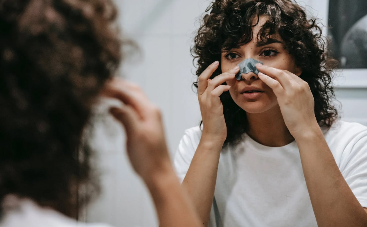 Exploring the Ingredients Behind Your Favorite Cosmetics 1 c2 blg 5 opt