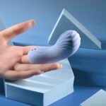 Good Point Blue Phthalate-Free Silicone Vibrator – Rechargeable - Image 4