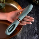 Chick Flick Mint Dual-Ended Vibrator – Green - Image 3