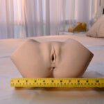 Squirt for Me Sasha Grey Movie and Realistic Squirting Stroker - Light - Image 4