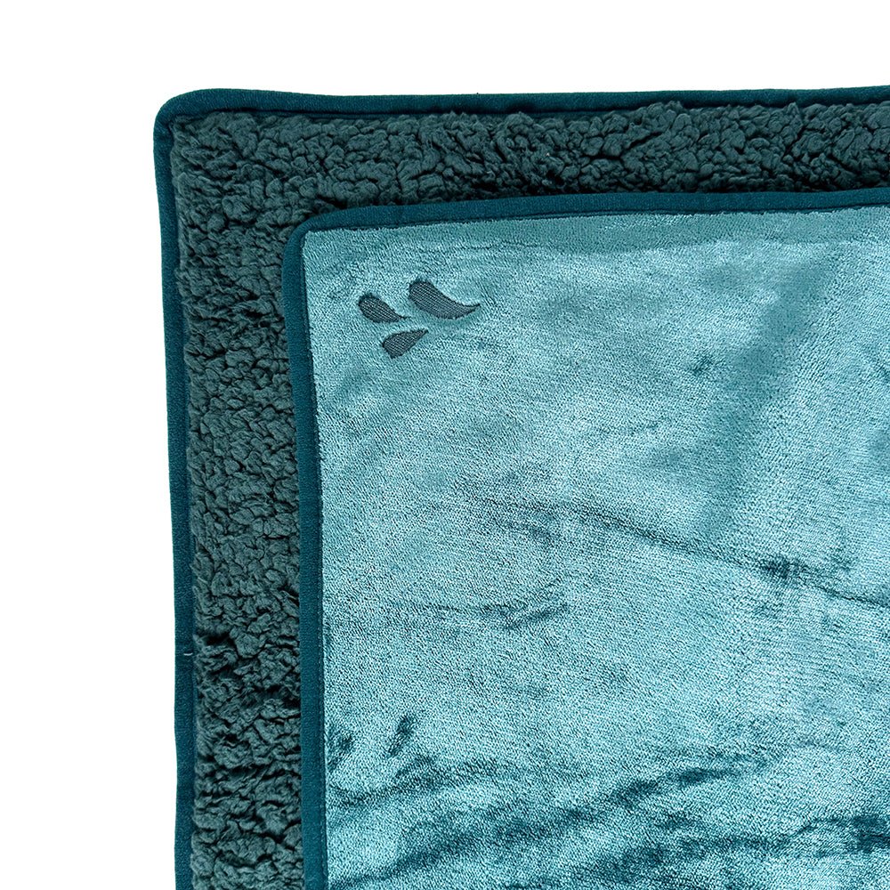 splash-blanket-the-og-small-emerald-green Splash Blanket The OG Small Emerald Green - Image 1