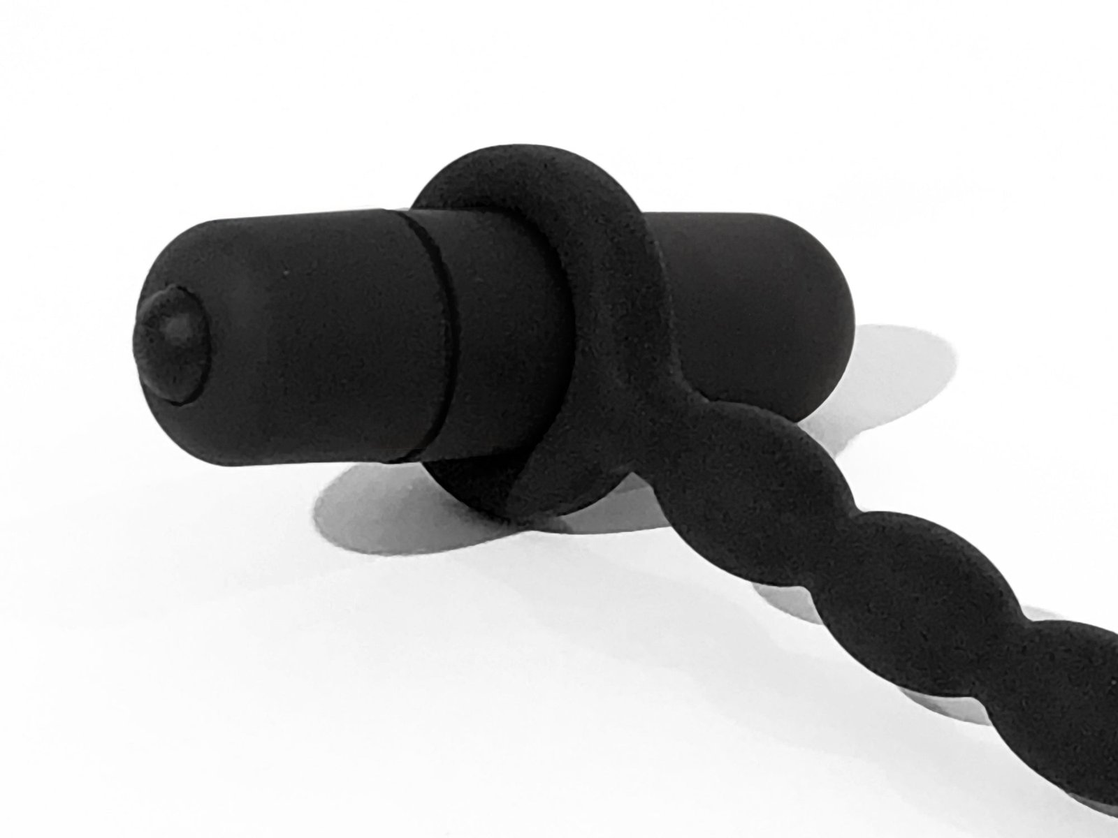 vibrating-sounds-piss-holer Vibrating Sounds Piss Holer - Image 1